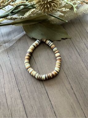 Neutral Heishi Bead Stretch Bracelet - Unbranded